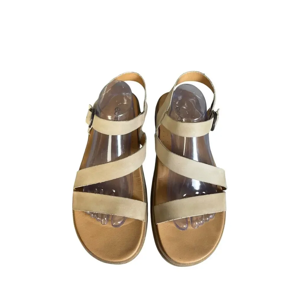 Earth Women’s Lainey Cream Colored Leather Round Toe Flat Sandals Size-12M